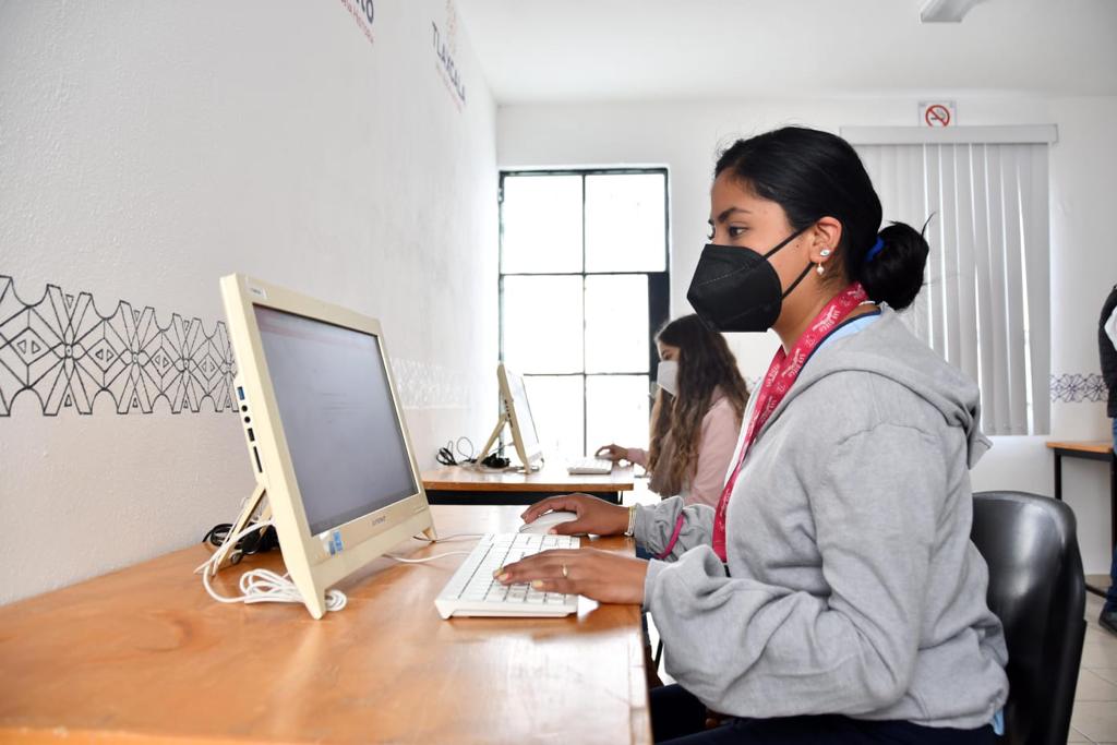 Invita Coordinación de Juventud de Huamantla al curso de informática básica